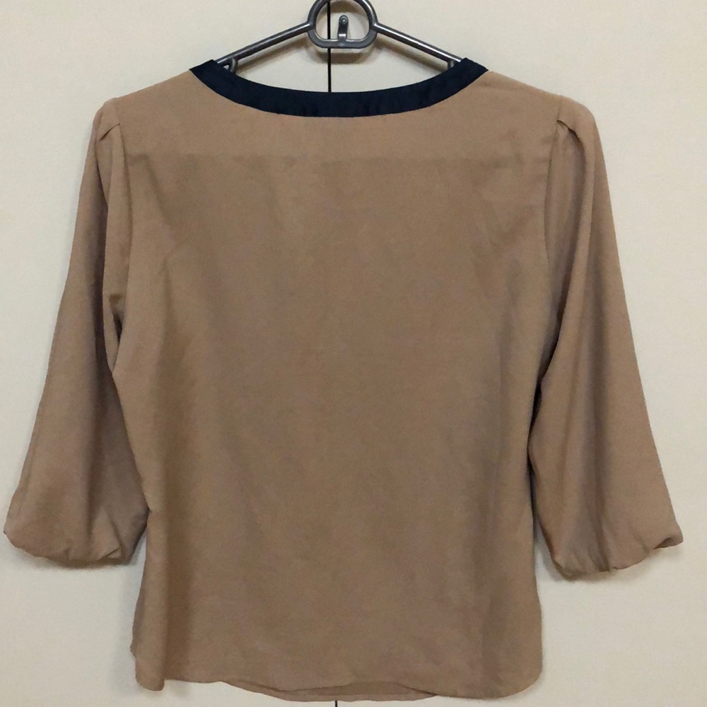 Ann Taylor silk top - Picture 3 of 5